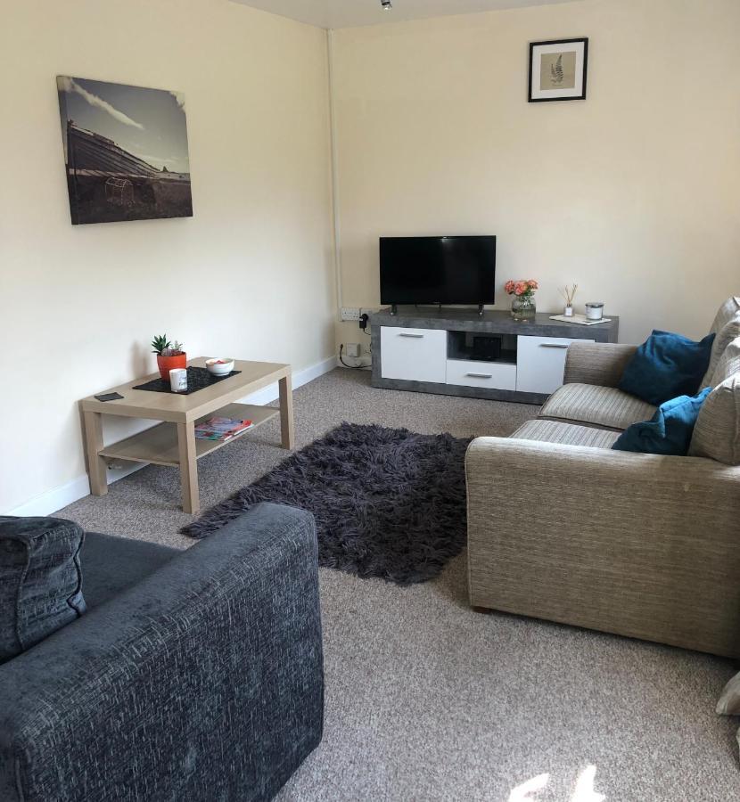 8 Pickering Road Villa Telford Bagian luar foto