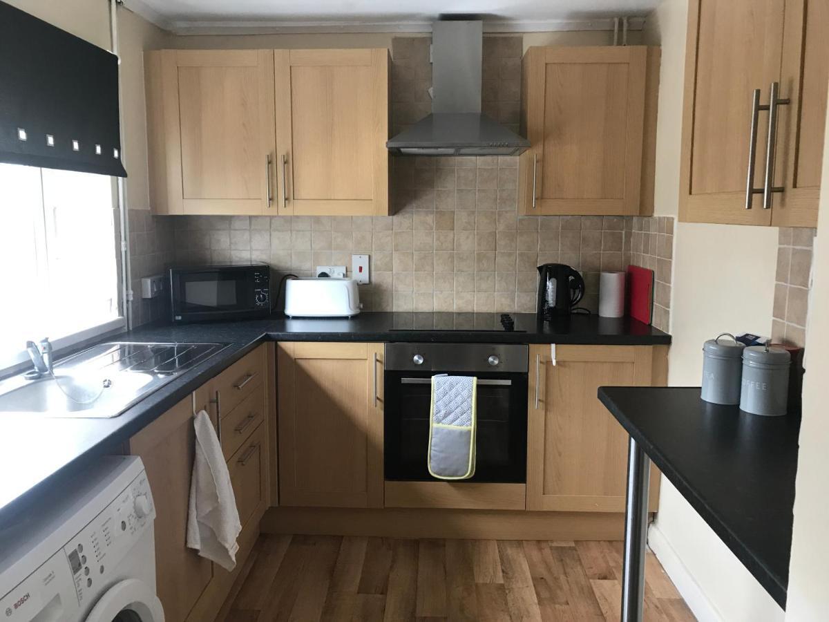 8 Pickering Road Villa Telford Bagian luar foto